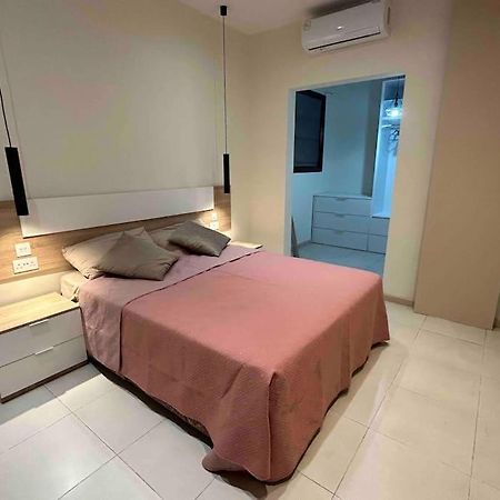 A Flat In The Heart Of Bugibba Apartman San Pawl il-Baħar Kültér fotó