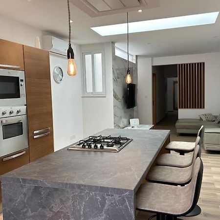 A Flat In The Heart Of Bugibba Apartman San Pawl il-Baħar Kültér fotó