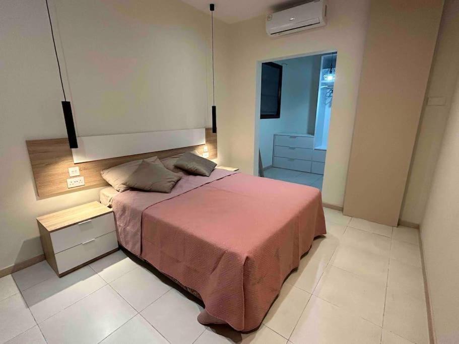 A Flat In The Heart Of Bugibba Apartman San Pawl il-Baħar Kültér fotó